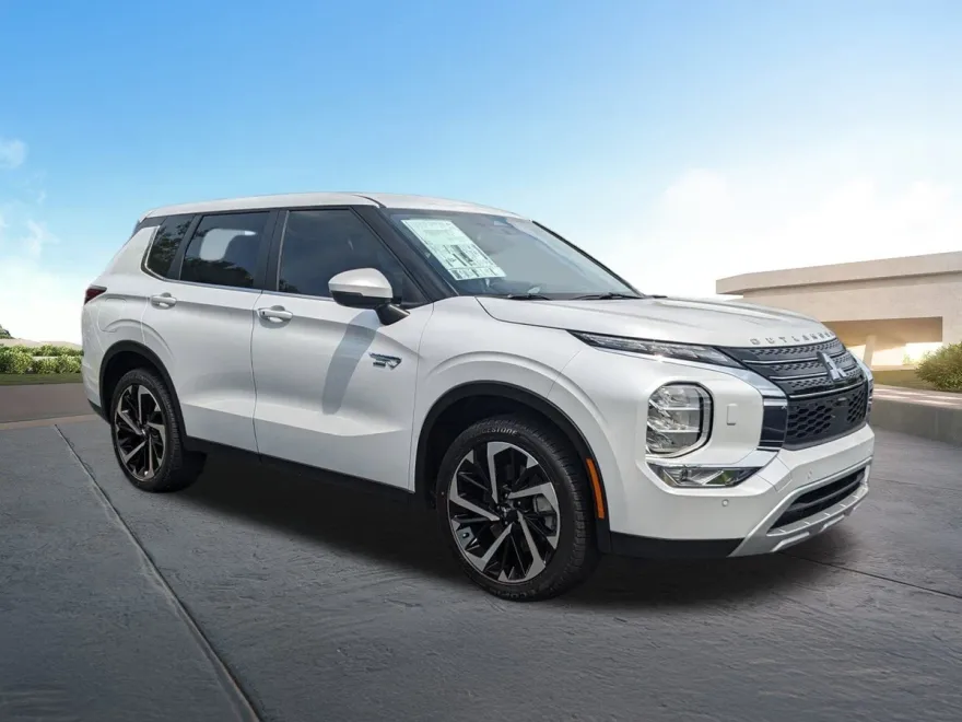 2025 Mitsubishi Outlander PHEV SE photo 1