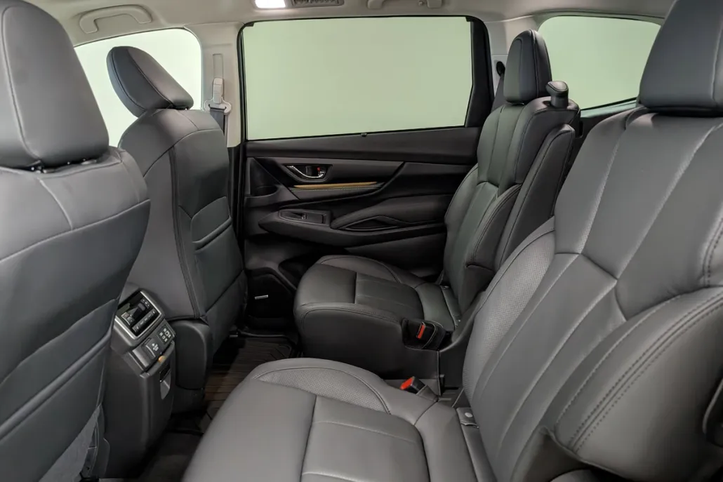 2025 Subaru Ascent Onyx Edition Touring photo 1