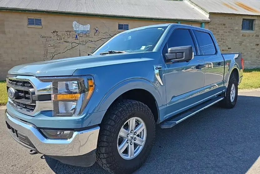 2023 Ford F-150 XLT photo 1