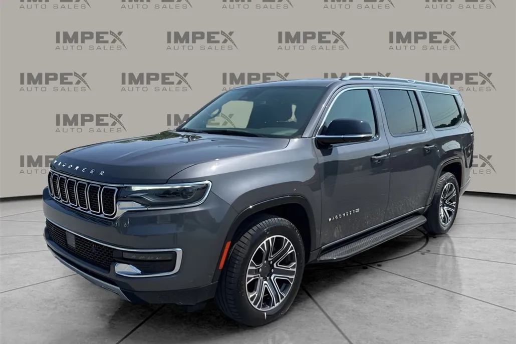 2024 Jeep Wagoneer L Series II photo 1