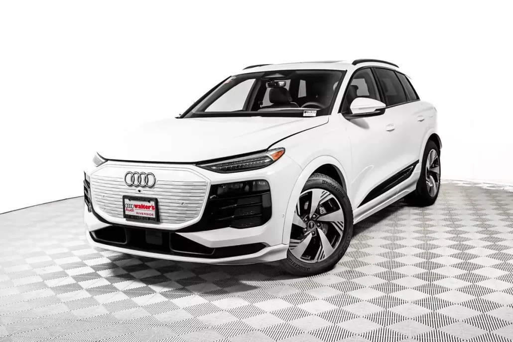 2025 Audi Q6 E-tron Prestige photo 1