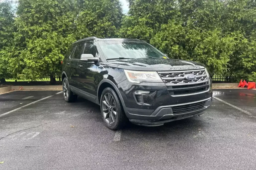 2018 Ford Explorer XLT photo 1