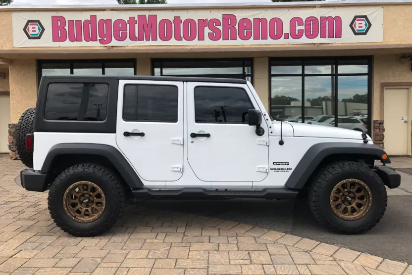 2017 Jeep Wrangler Unlimited Sport photo 1