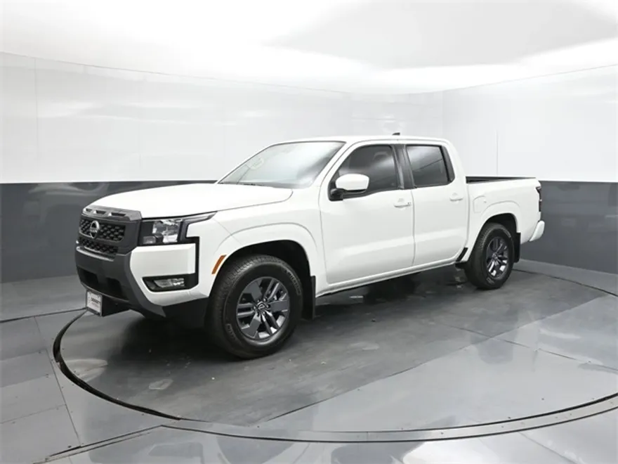 2025 Nissan Frontier SV photo 1
