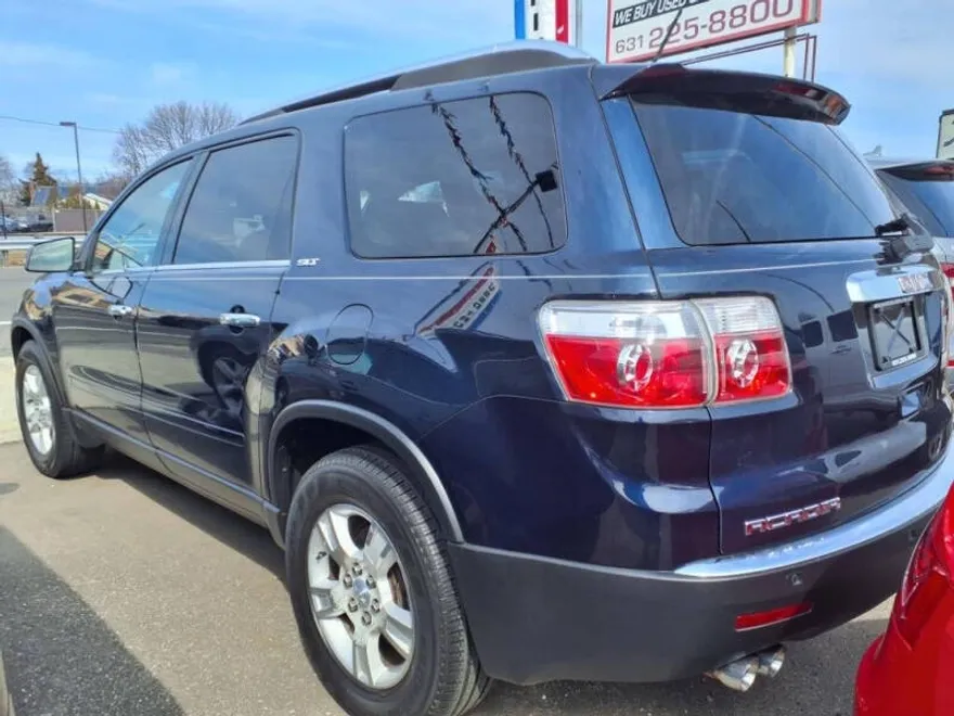 2009 Gmc Acadia SLT photo 1