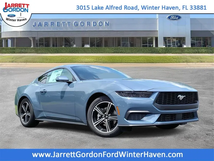 2025 Ford Mustang EcoBoost photo 1