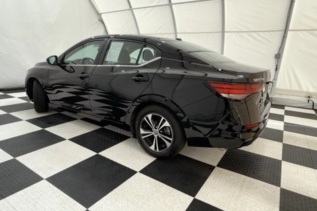 2023 Nissan Sentra SV photo 1