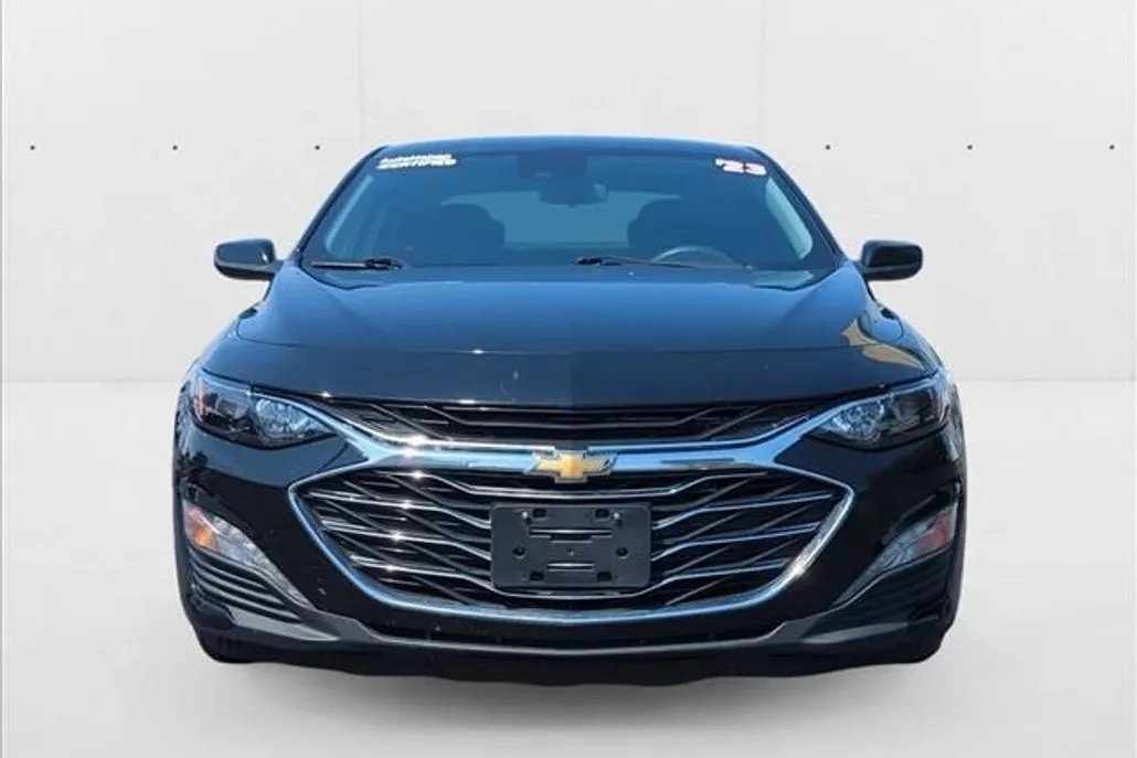 2023 Chevrolet Malibu 1LT photo 1