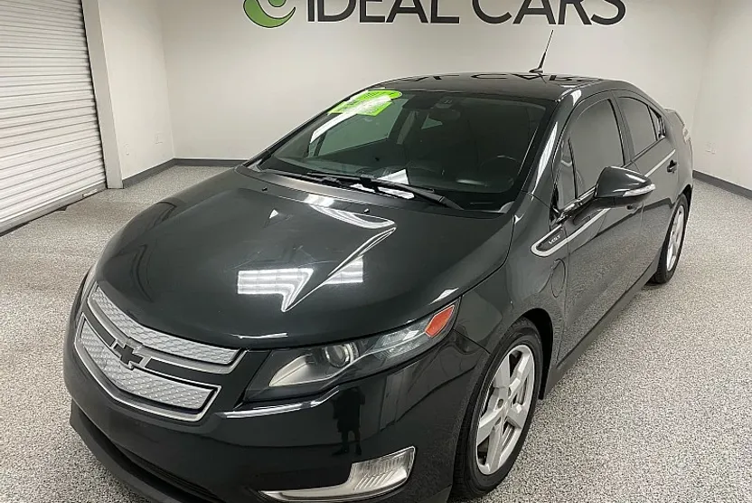 2014 Chevrolet Volt photo 1