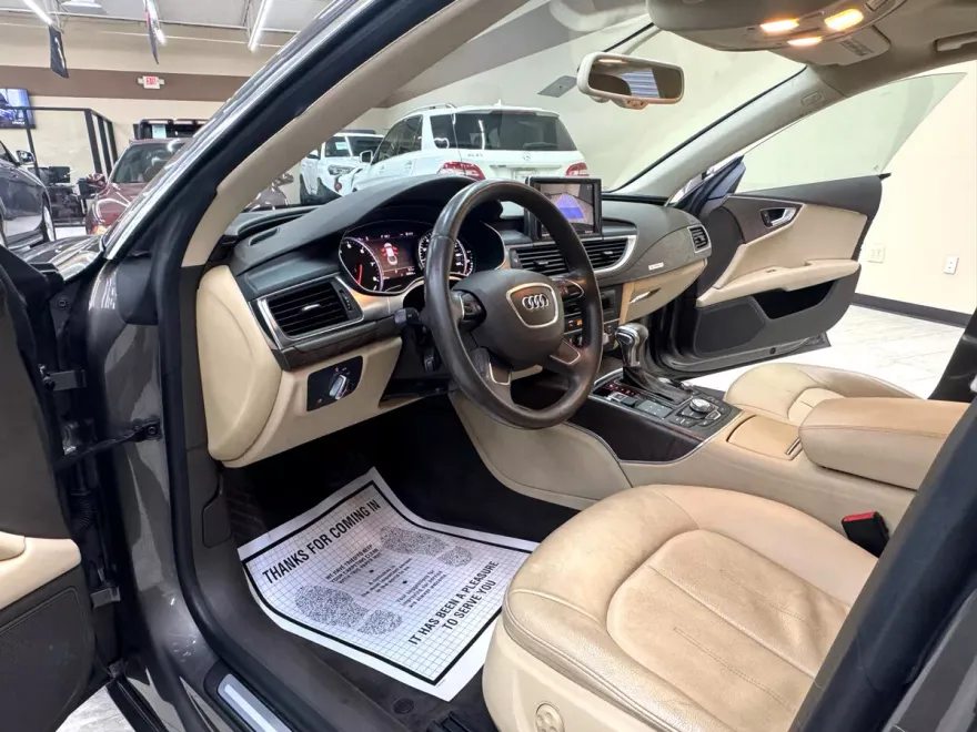 2013 Audi A7 3.0T Prestige photo 17