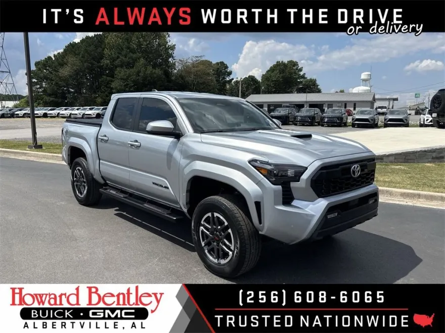 2024 Toyota Tacoma TRD Sport 4x4 photo 1