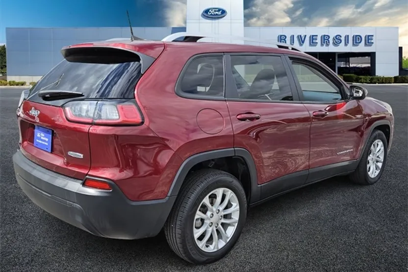 2020 Jeep Cherokee Latitude photo 1