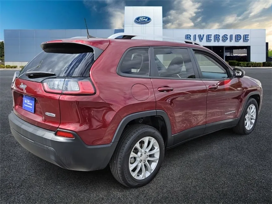 2020 Jeep Cherokee Latitude photo 1