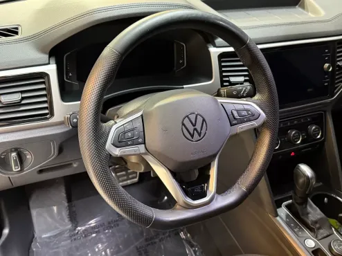 2020 Volkswagen Atlas Cross Sport V6 SEL Premium R-Line photo 4