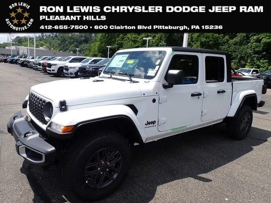 2025 Jeep Gladiator Sport S photo 1