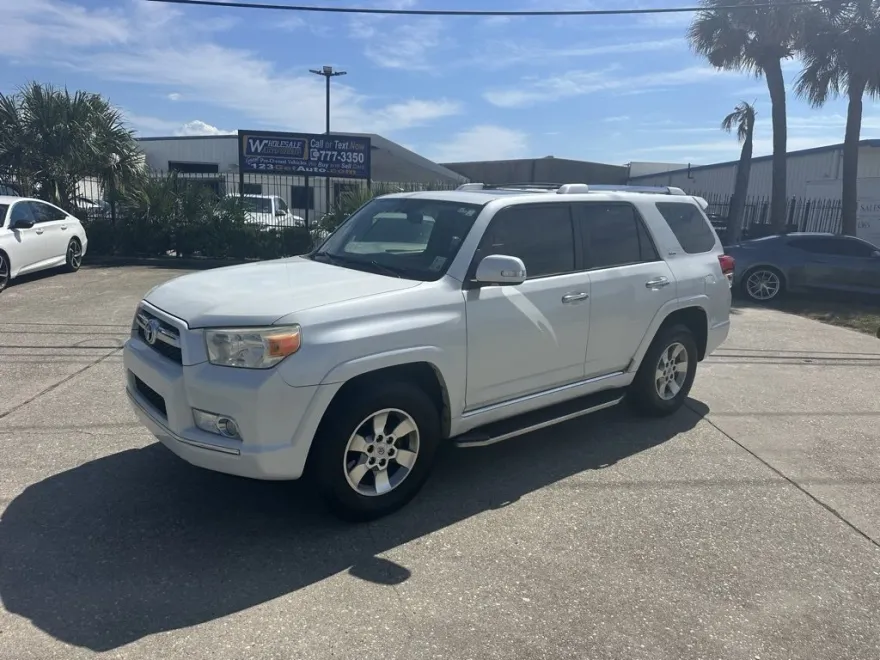 2012 Toyota 4Runner SR5 photo 1