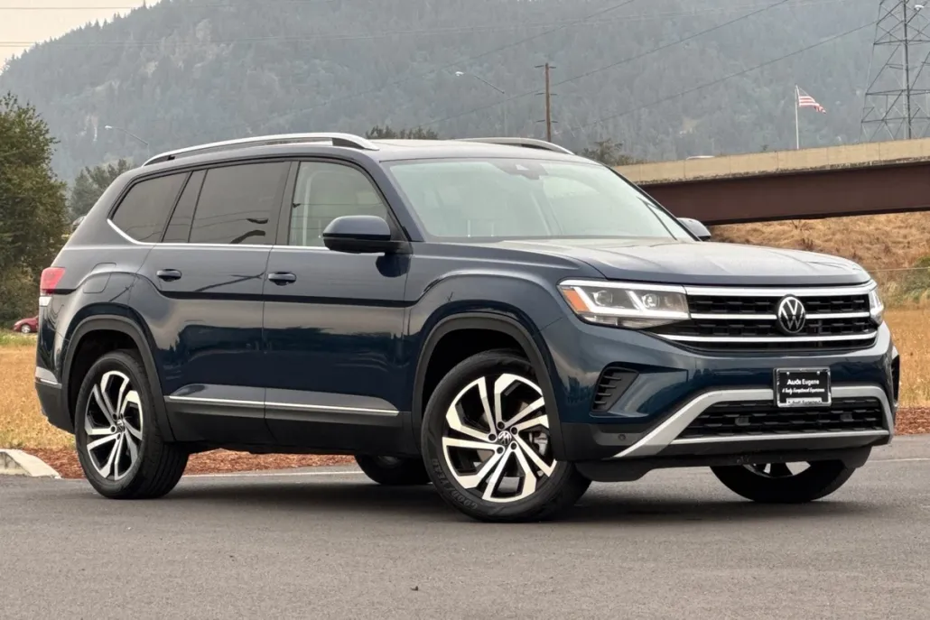 2022 Volkswagen Atlas SEL photo 1