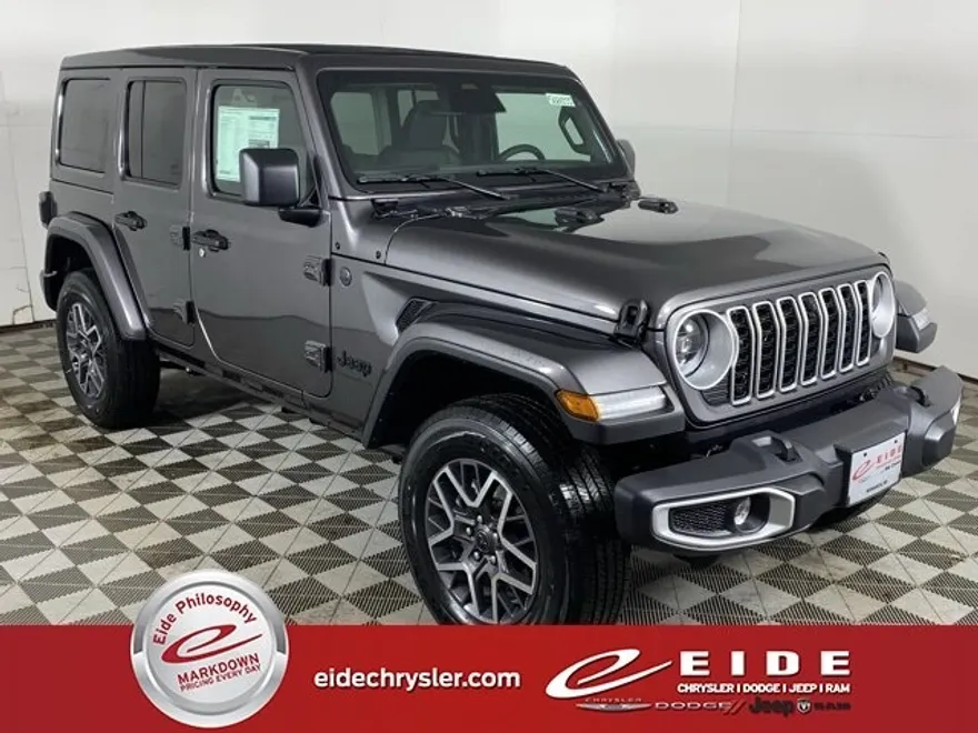 2025 Jeep Wrangler Sahara photo 1