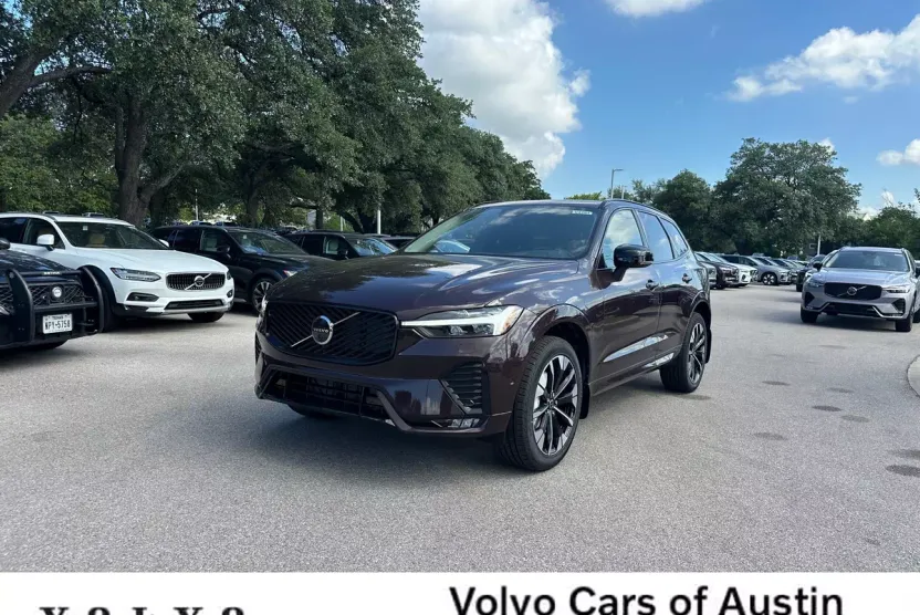 2026 Volvo XC60 B5 Plus photo 1