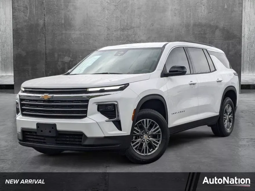 2025 Chevrolet Traverse photo 1