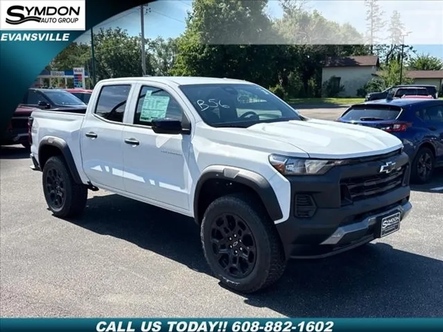 2026 Chevrolet Colorado Trail Boss photo 1