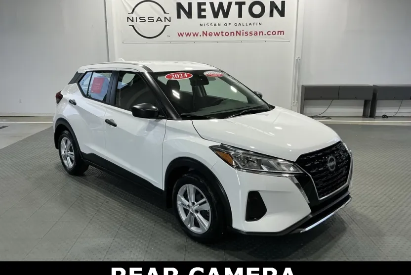 2024 Nissan Kicks S photo 1