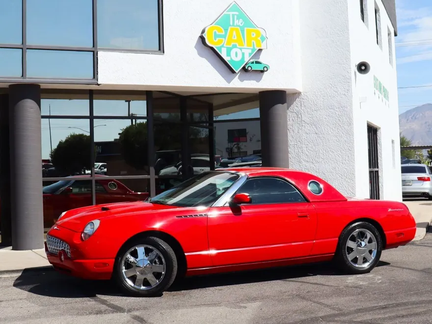 2002 Ford Thunderbird Premium photo 1