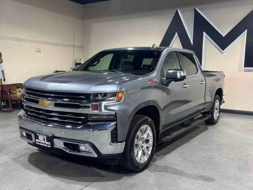 2019 Chevrolet Silverado 1500 LTZ photo 1