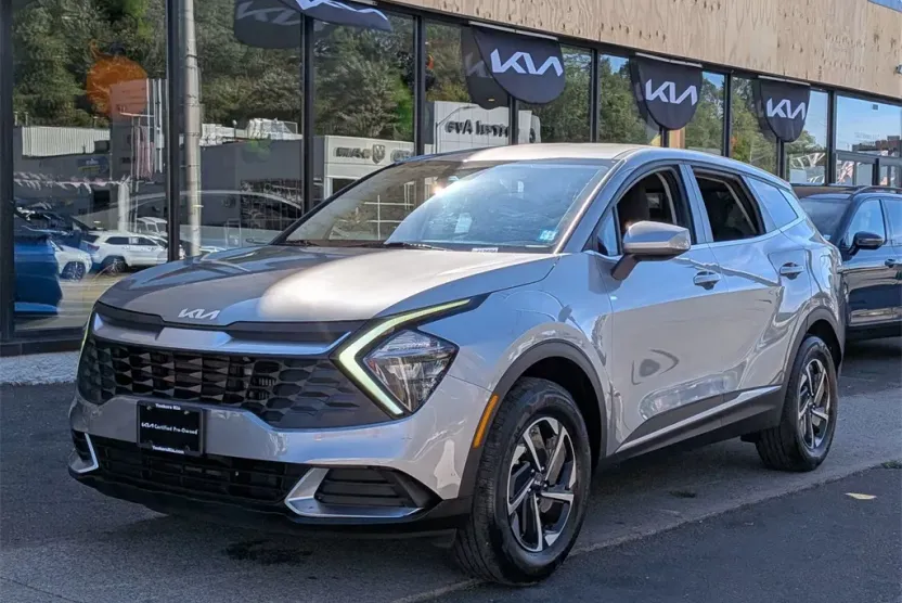 2023 Kia Sportage Hybrid LX photo 1