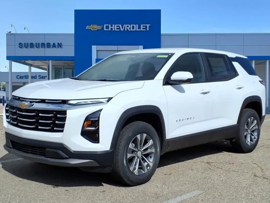 2026 Chevrolet Equinox LT photo 1