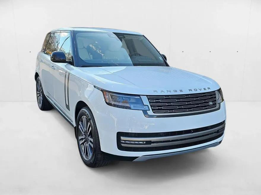 2025 Land Rover Range Rover SE photo 1