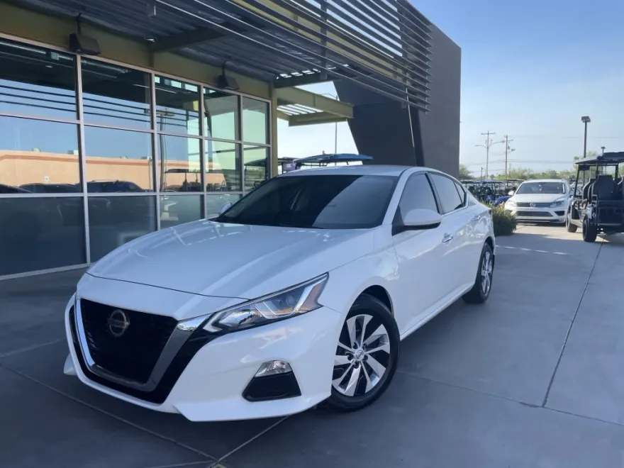 2020 Nissan Altima 2.5 S photo 1