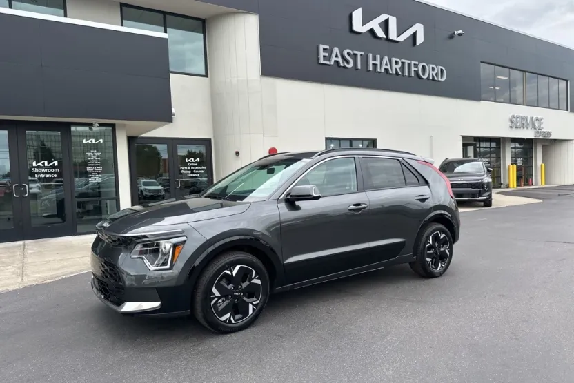 2025 Kia Niro EV Wind photo 1