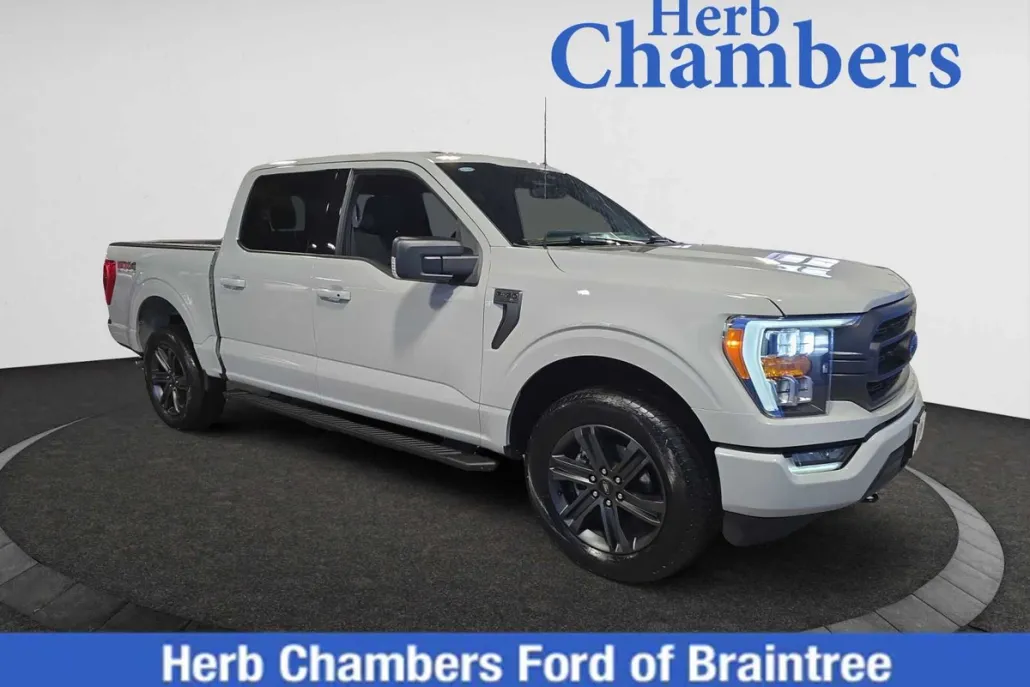 2023 Ford F-150 XLT photo 1