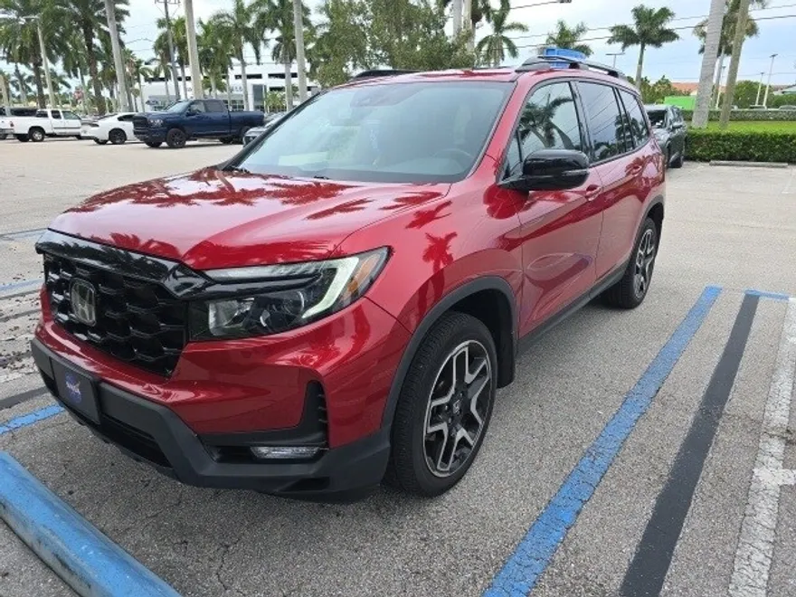 2023 Honda Passport Elite photo 1