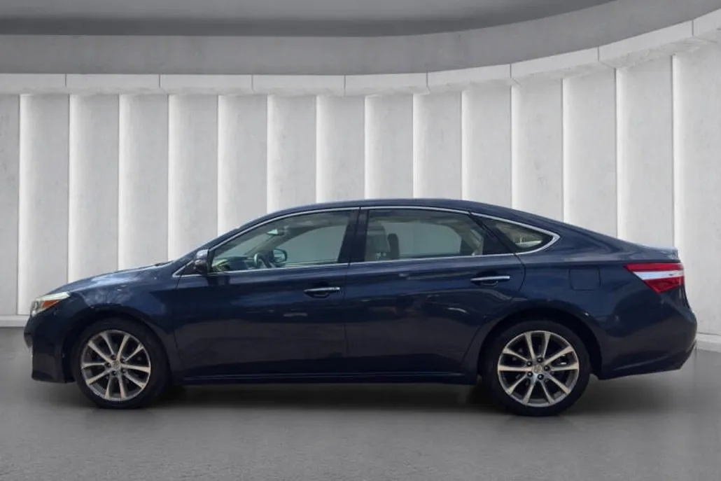 2014 Toyota Avalon XLE Touring photo 1