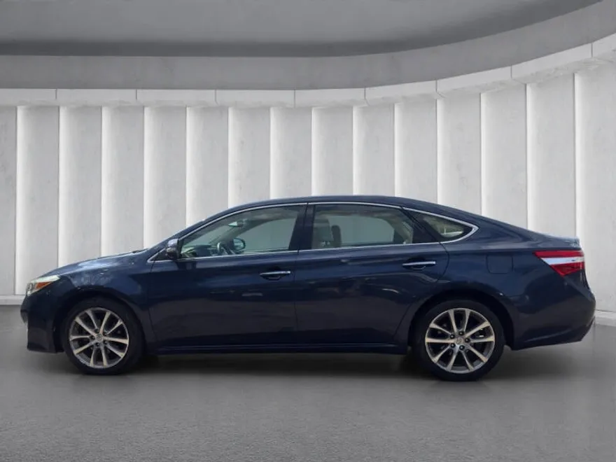 2014 Toyota Avalon XLE Touring photo 1