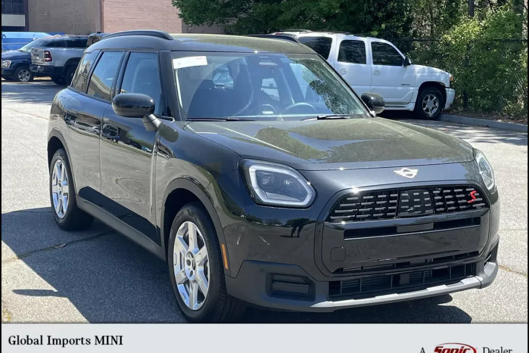 2025 Mini Countryman ALL4 Signature photo 1