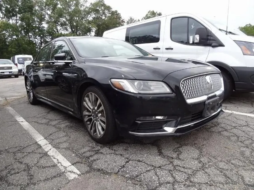 2017 Lincoln Continental Reserve photo 1
