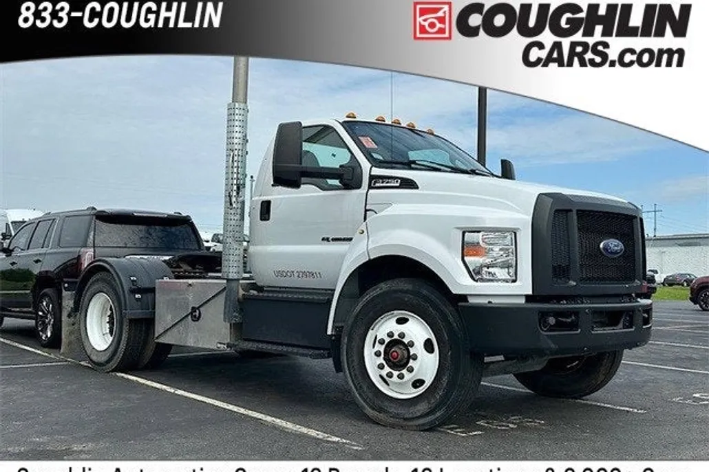 2019 Ford F-750 photo 1