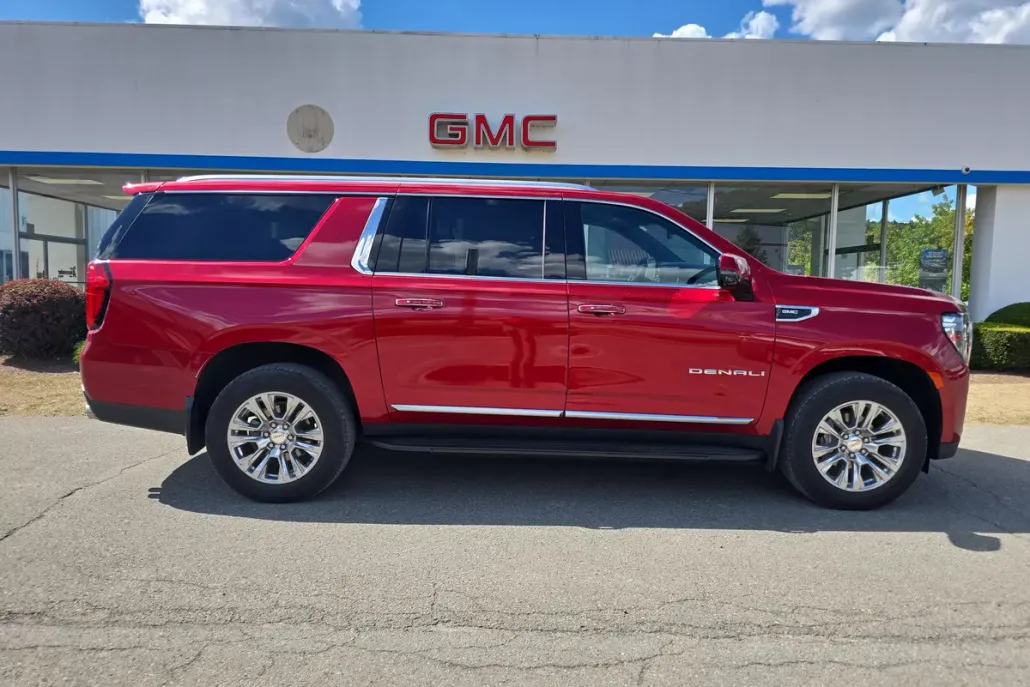 2023 Gmc Yukon XL Denali photo 1