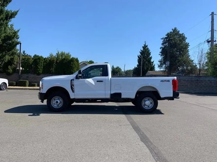 2026 Ford F-250 photo 1