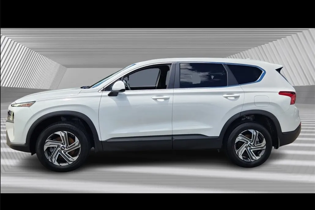 2023 Hyundai Santa Fe SE photo 1