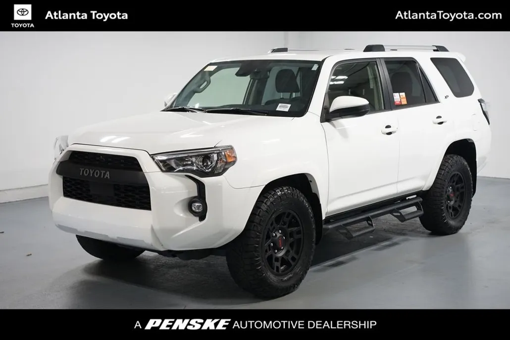 2023 Toyota 4Runner SR5 photo 1