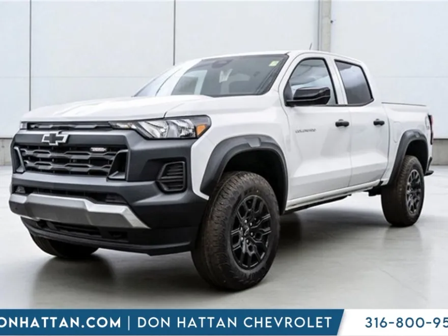 2026 Chevrolet Colorado Trail Boss photo 1