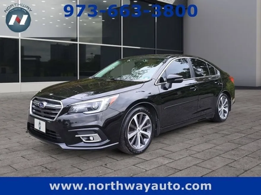 2018 Subaru Legacy Limited photo 1