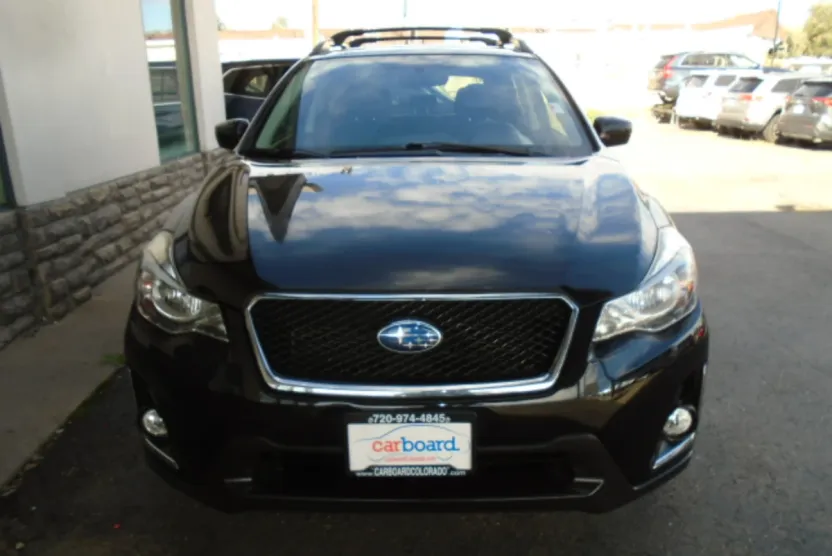 2017 Subaru Crosstrek 2.0i Premium photo 1