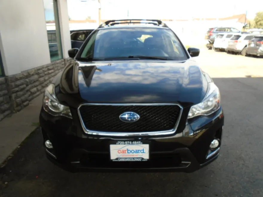 2017 Subaru Crosstrek 2.0i Premium photo 1