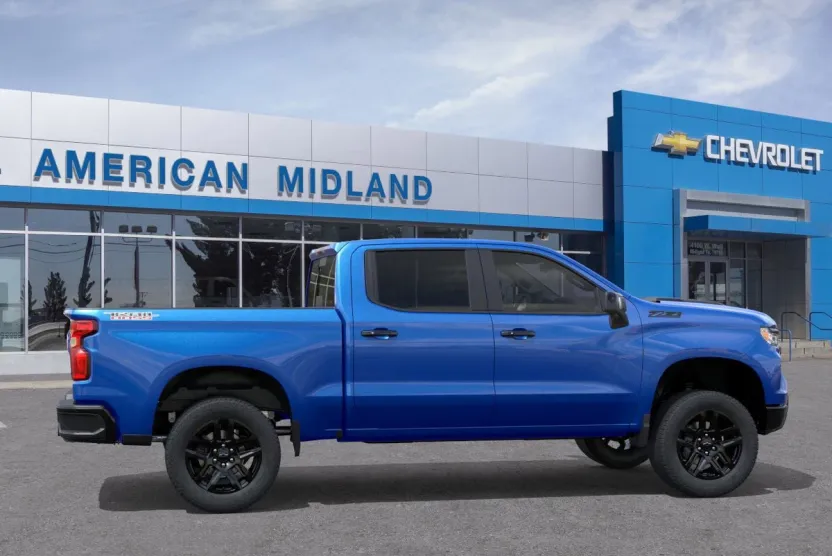 2026 Chevrolet Silverado 1500 LT Trail Boss photo 1