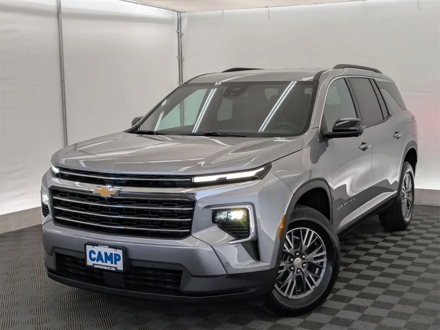 2026 Chevrolet Traverse photo 1
